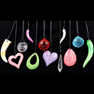 12 Chroma2 Fun Mix Necklaces ($0.40)