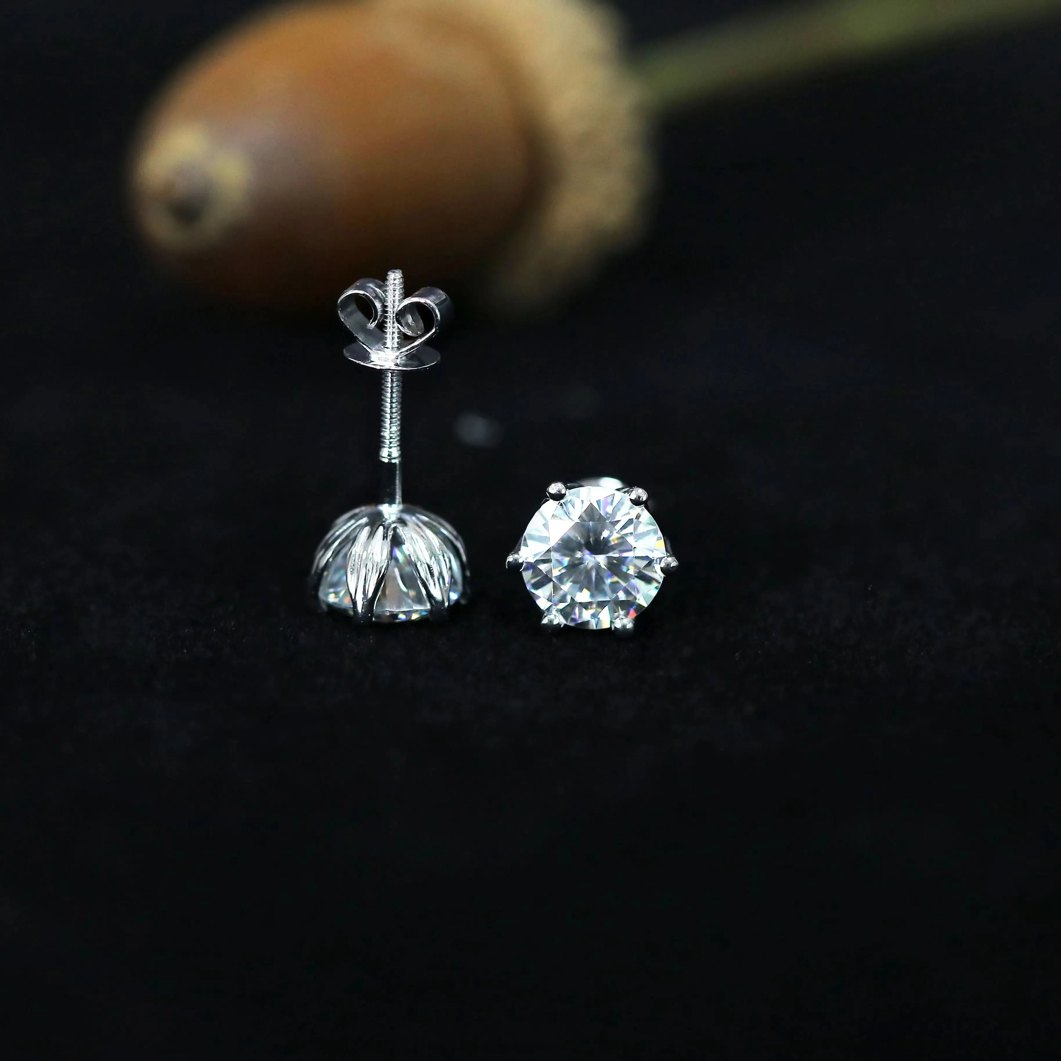 14k White Gold Moissanite Stud Earrings 2ctw