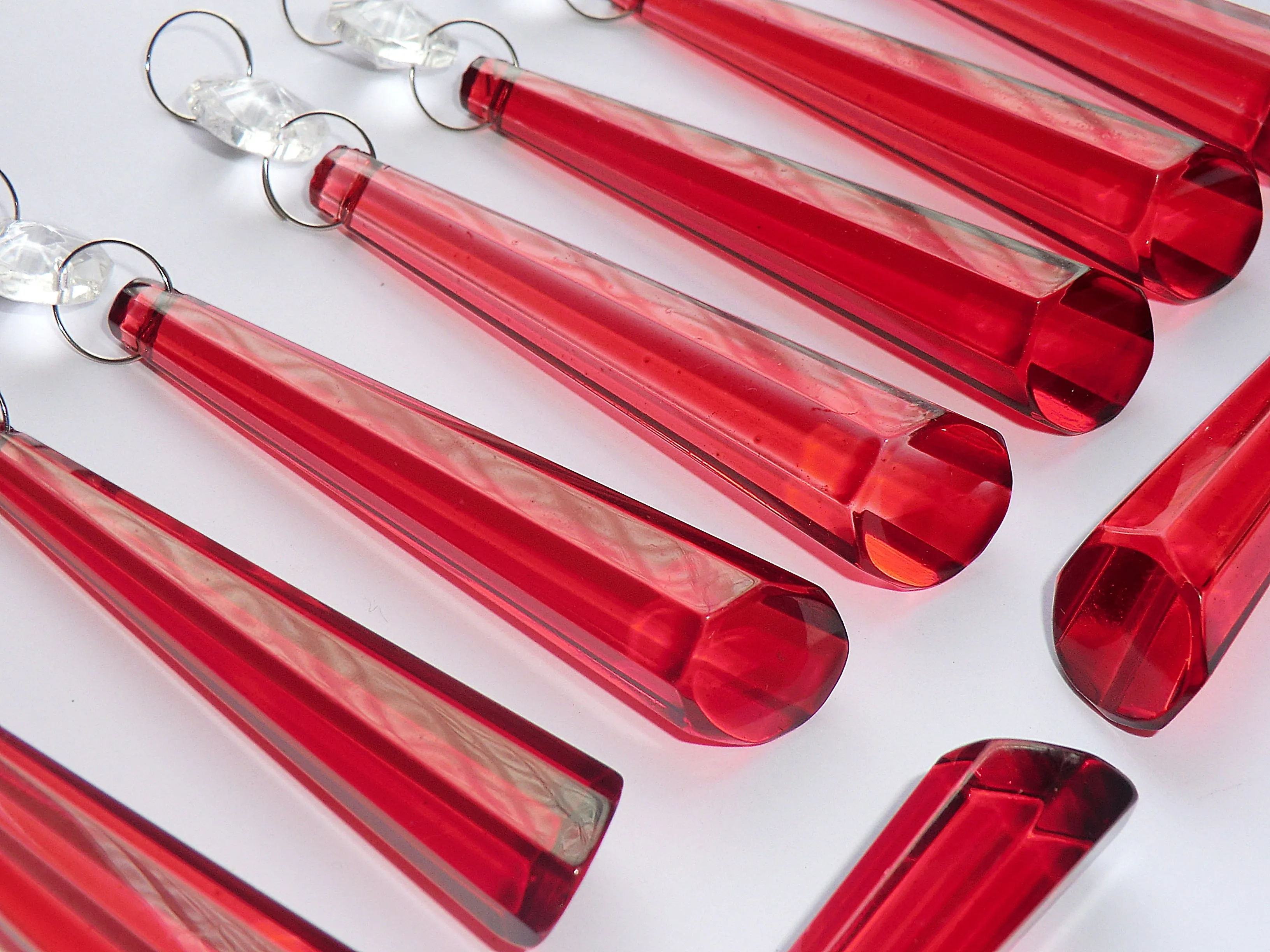 20 Red Chandelier Drops Beads Droplets Cut Glass Crystals Prisms Lamp Light Parts