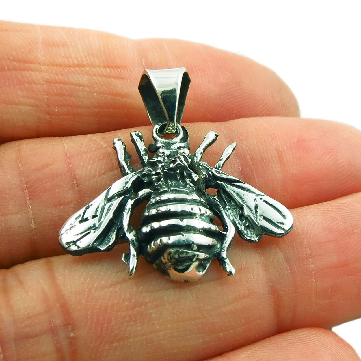 925 Sterling Silver Bumblebee Insect Bee Pendant Necklace