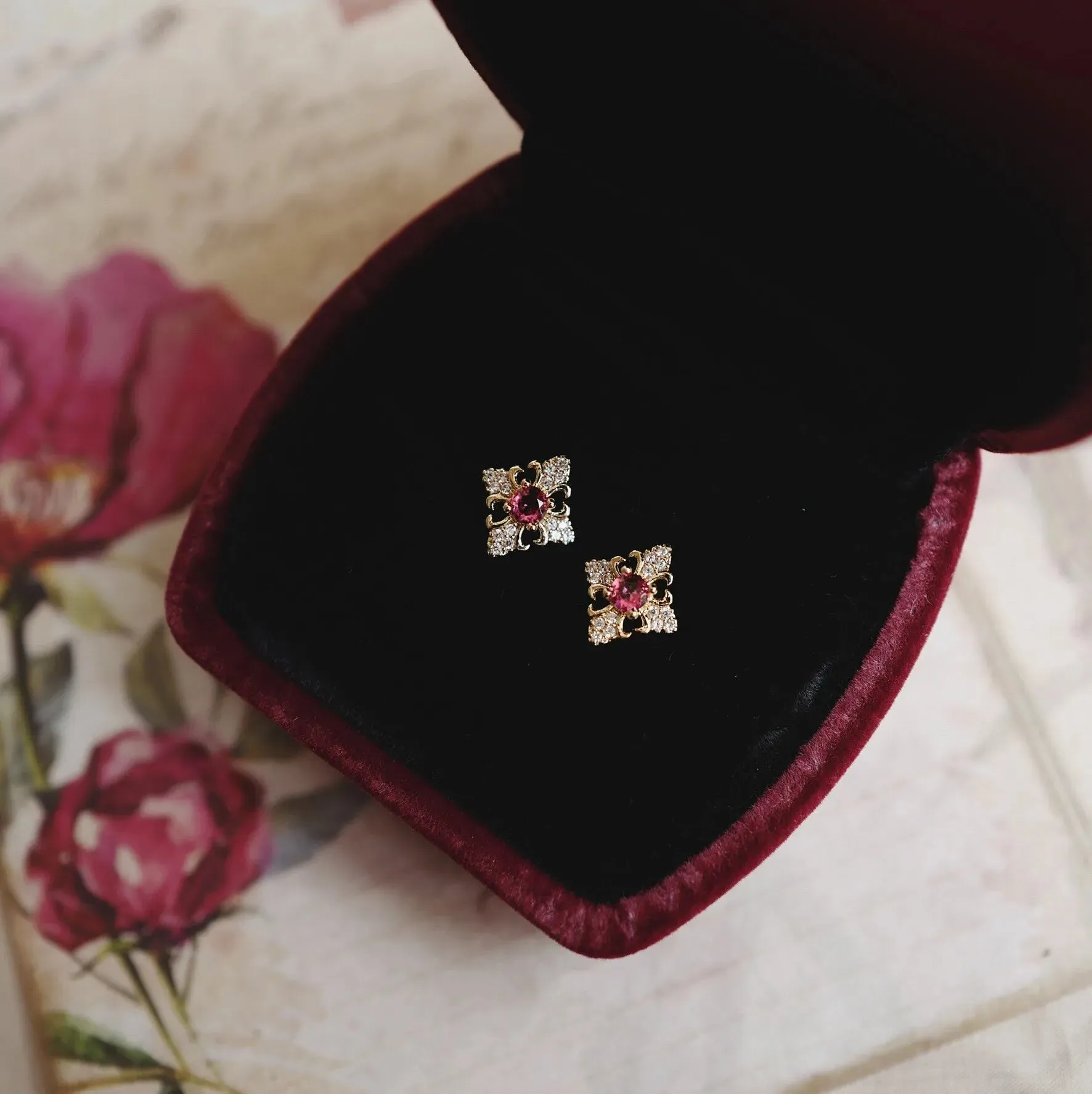 925 Sterling Silver Stud Earrings Charm Jewelry - Rose red Zircon - Xm331