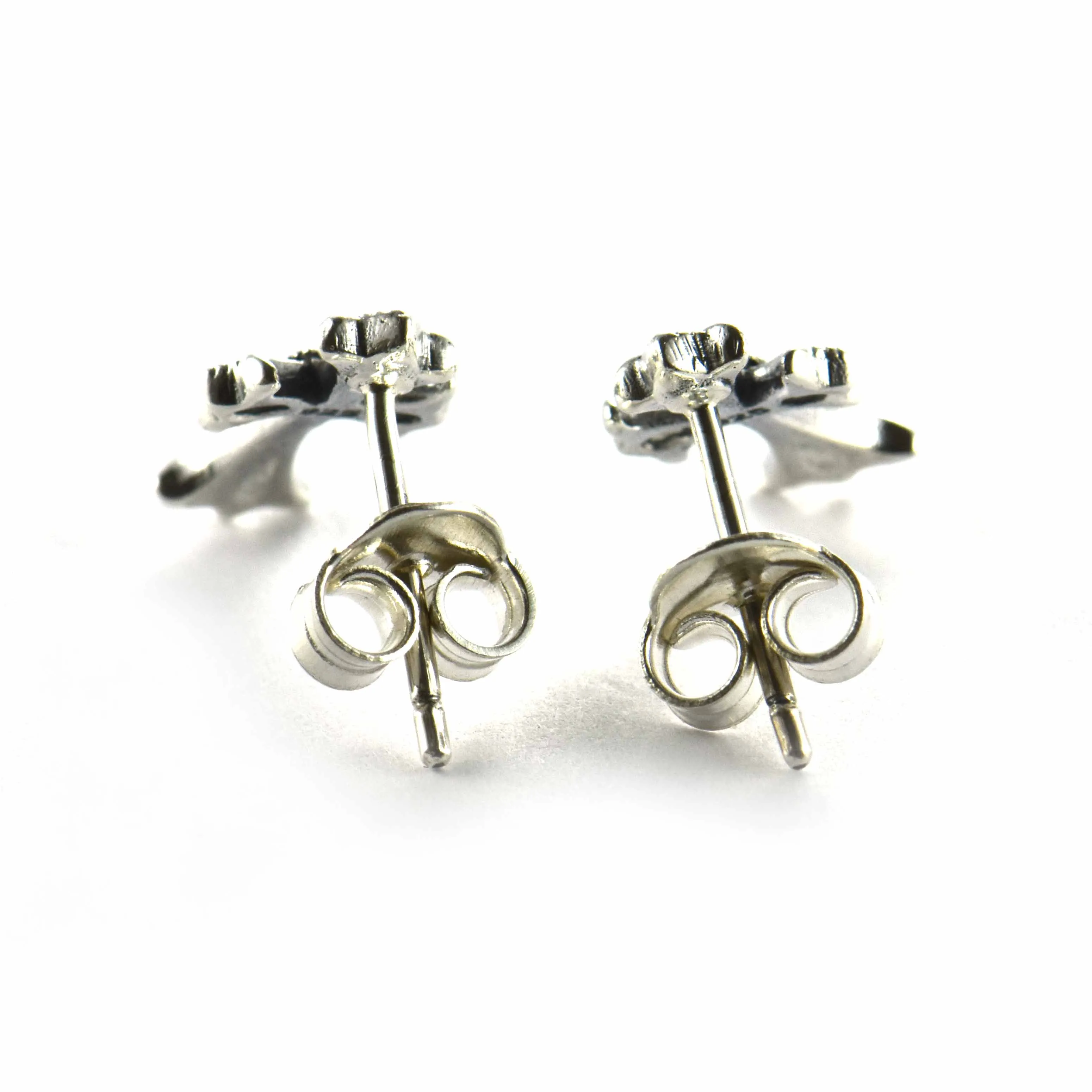 Classic cross silver studs silver earring with marcasite