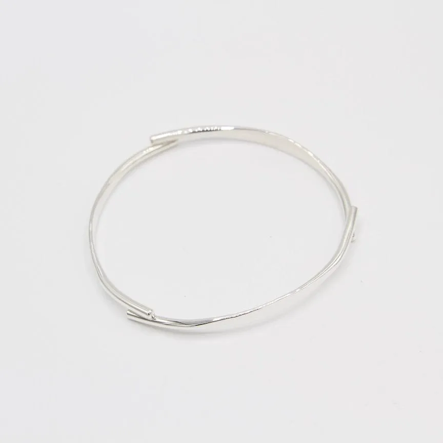 Hammered Bangle with 3 Overlap Points