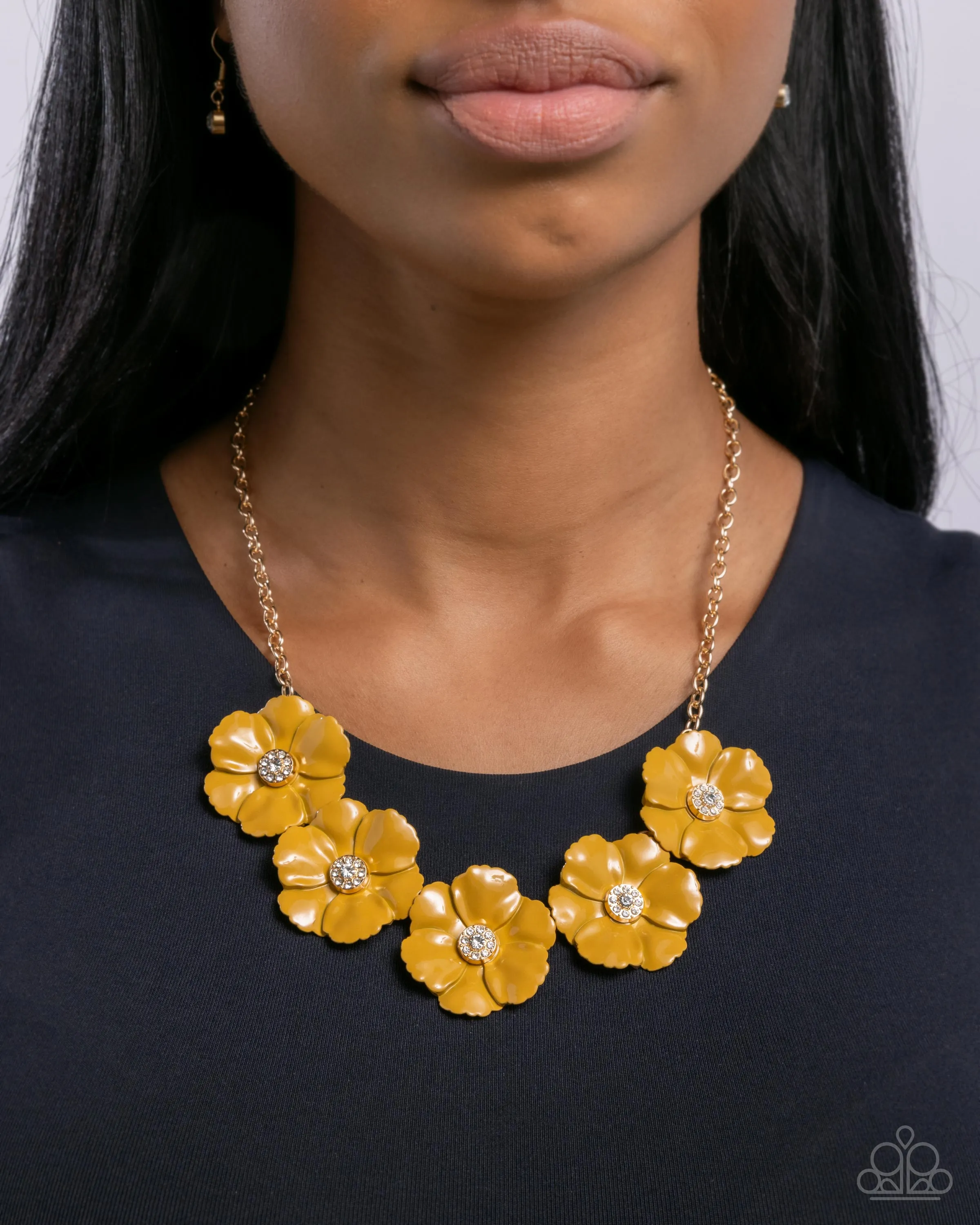 Necklaces Floral Favor - Yellow N231