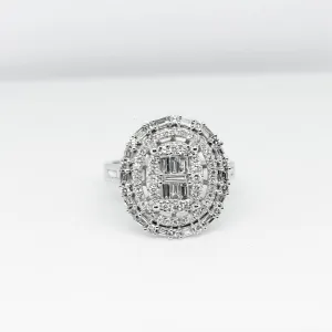 Round Baguette Diamond Ring 14kt