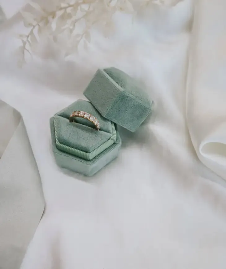 Sage Velvet Double Ring Box