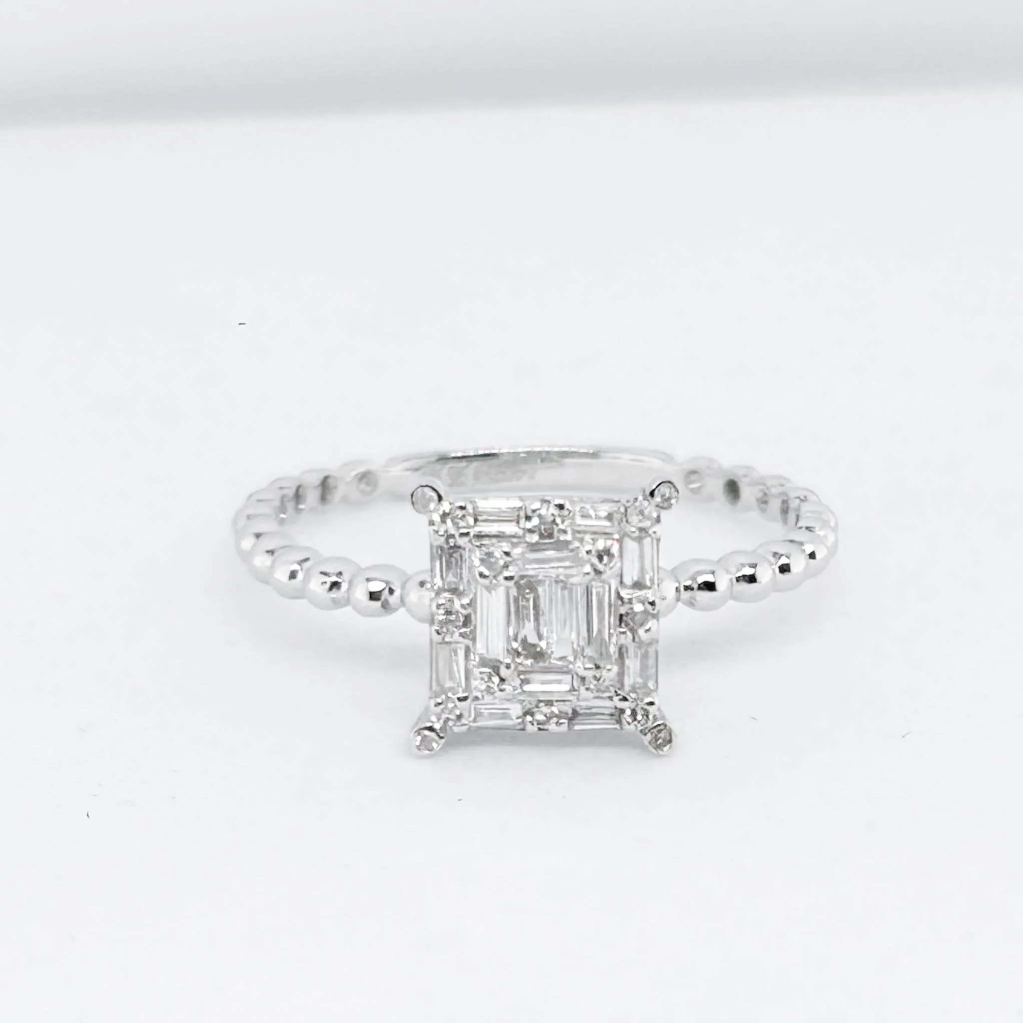 Square Baguette Diamond Ring 14kt