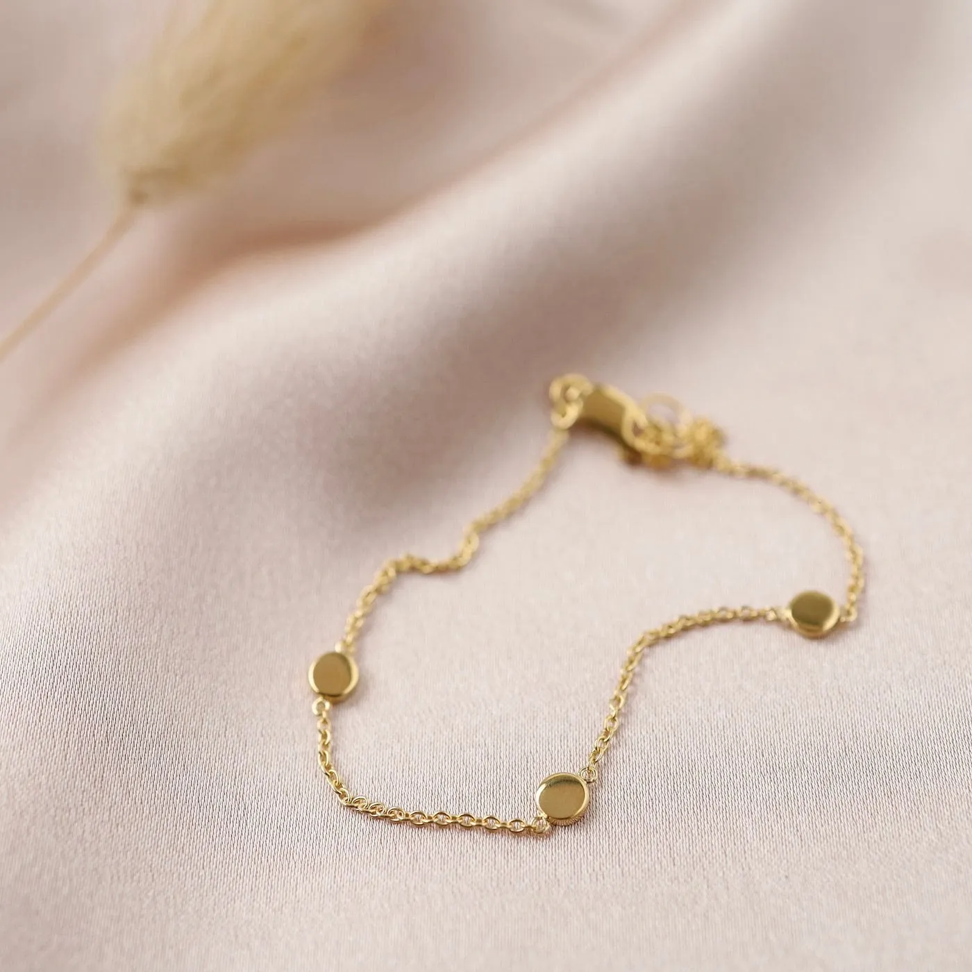 Three Dots Bracelet in Gold Vermeil