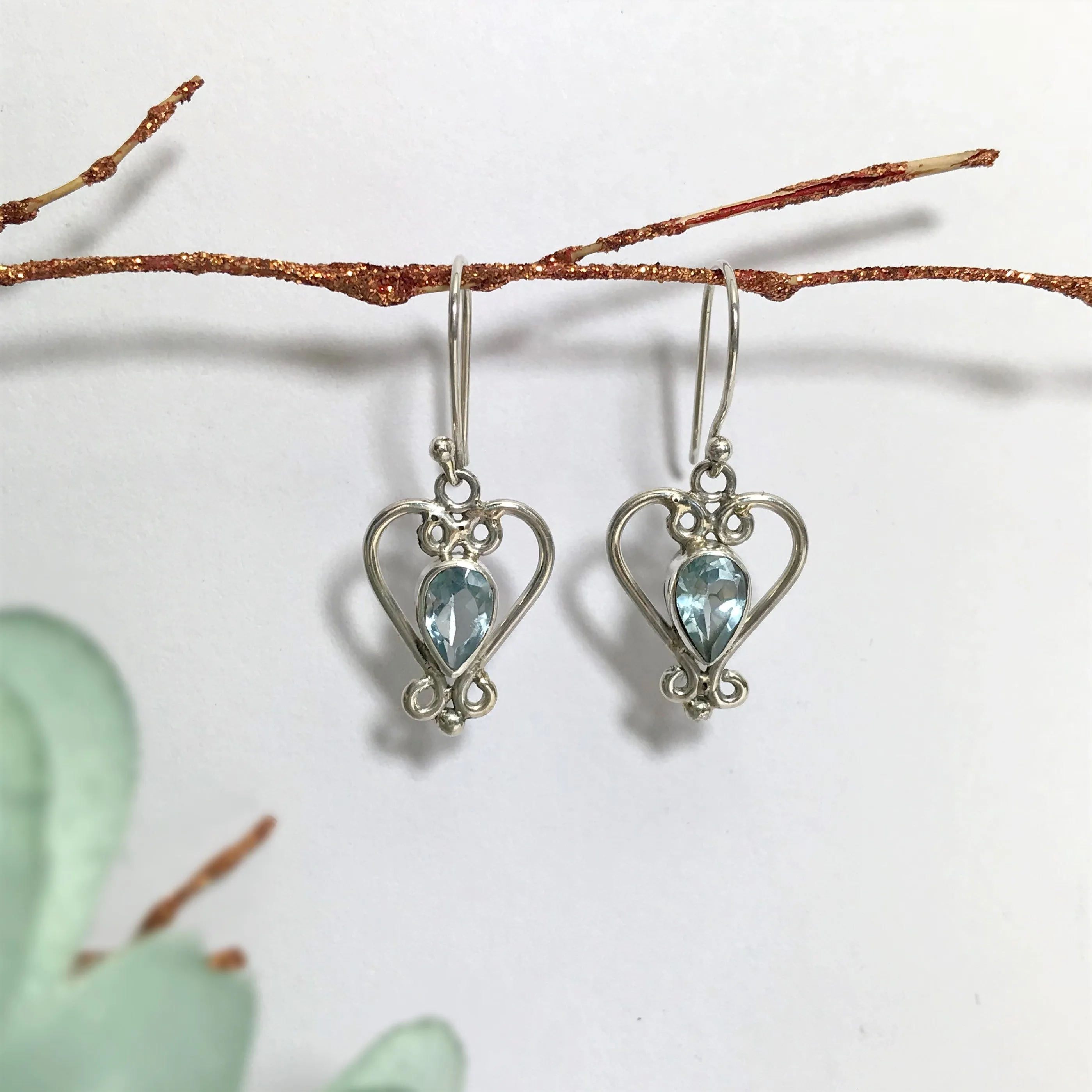 Vintage Heart Earrings - VE382BT