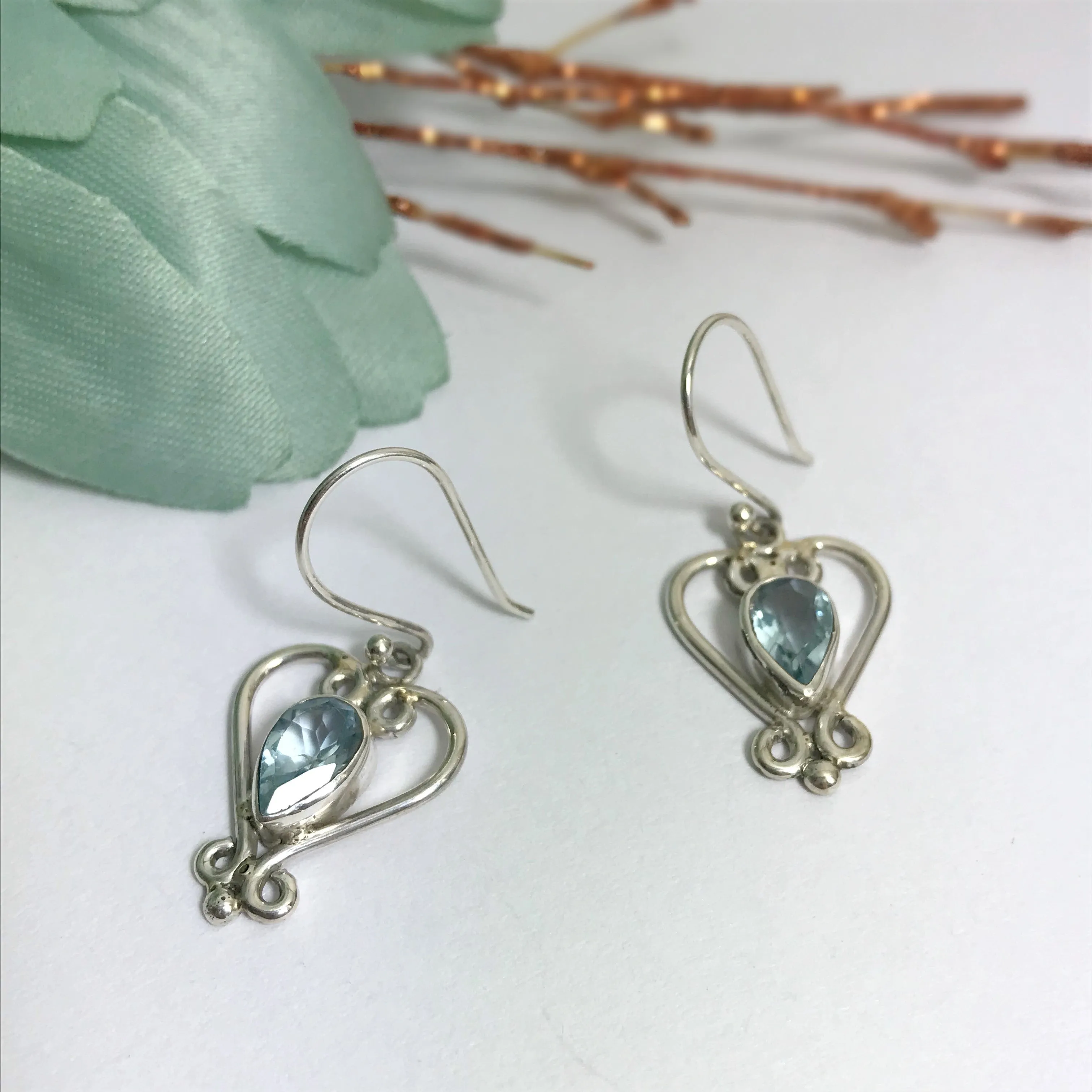 Vintage Heart Earrings - VE382BT